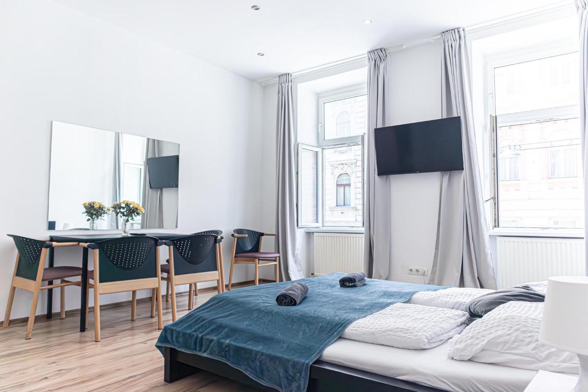 Budget Well Connected To The Whole Appartement *