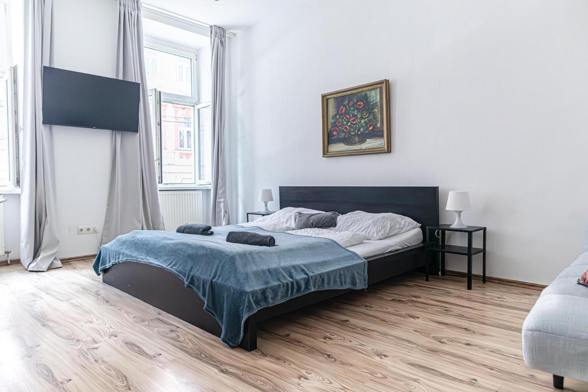 Budget Well Connected To The Whole Appartement